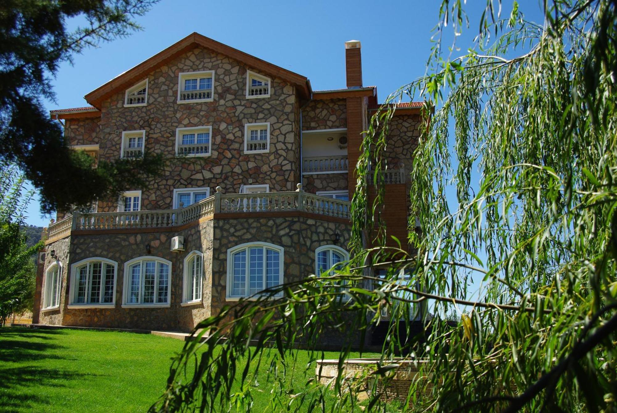Le Palais Des Cerisiers Hotel Azrou Exterior foto